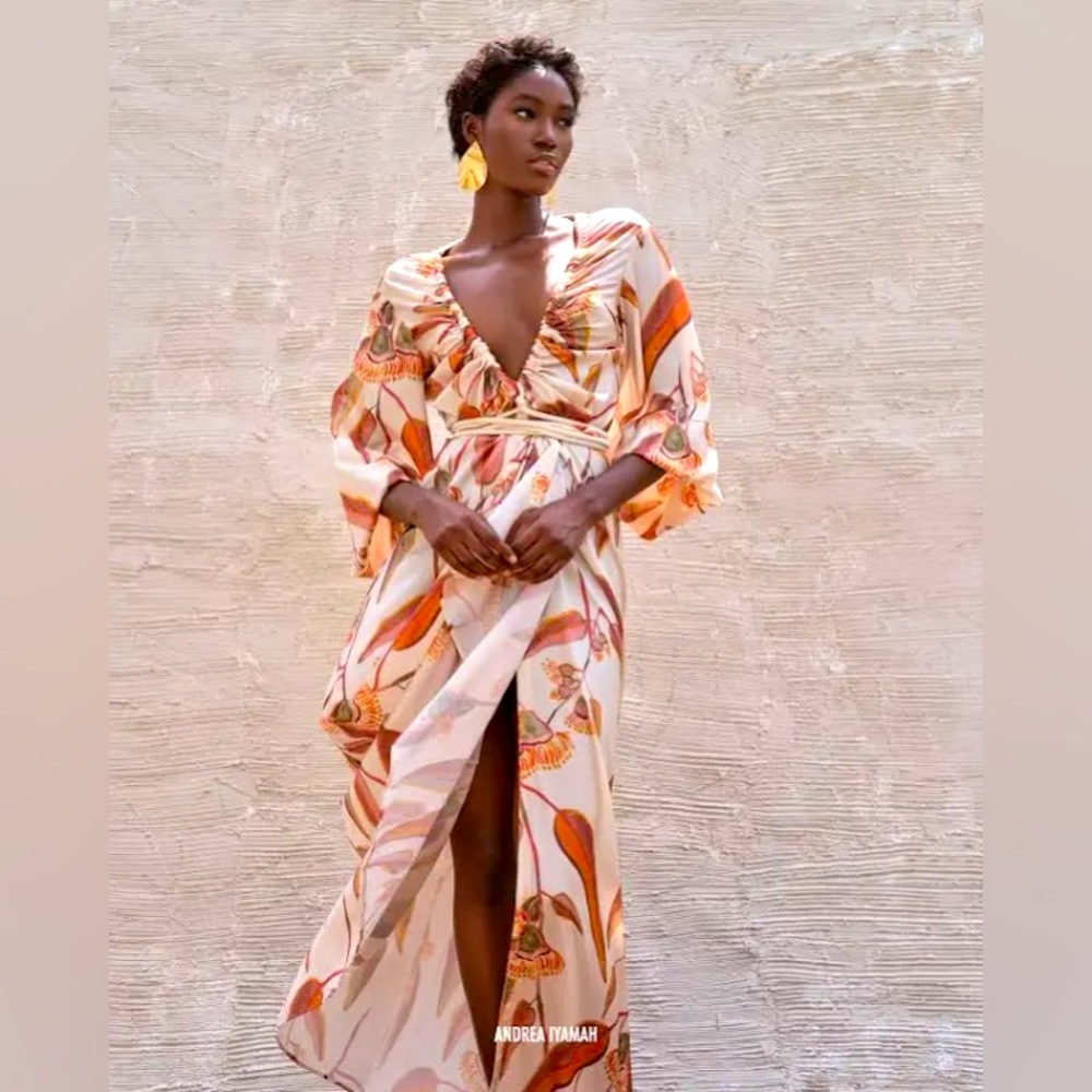 Andrea Iyamah robe dress in Floral print S/M